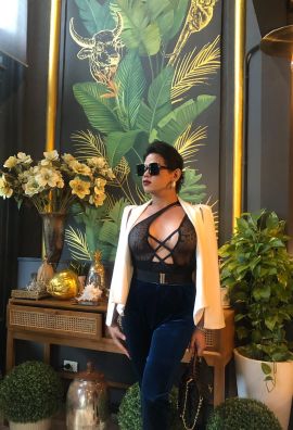 Domina Rhiana 
