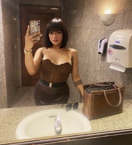 Domina Rhiana 