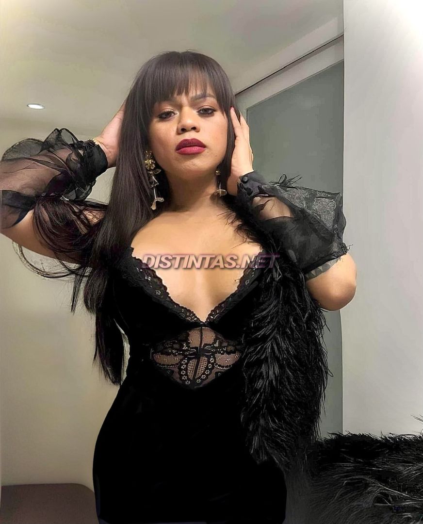 Domina Rhiana 