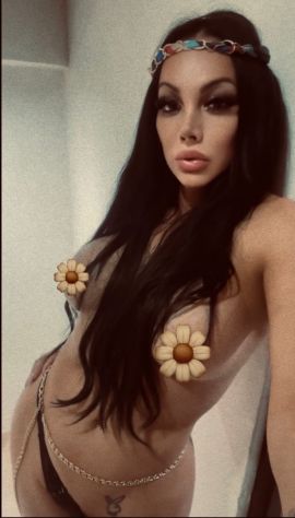 VALENTINA GONZALEZ