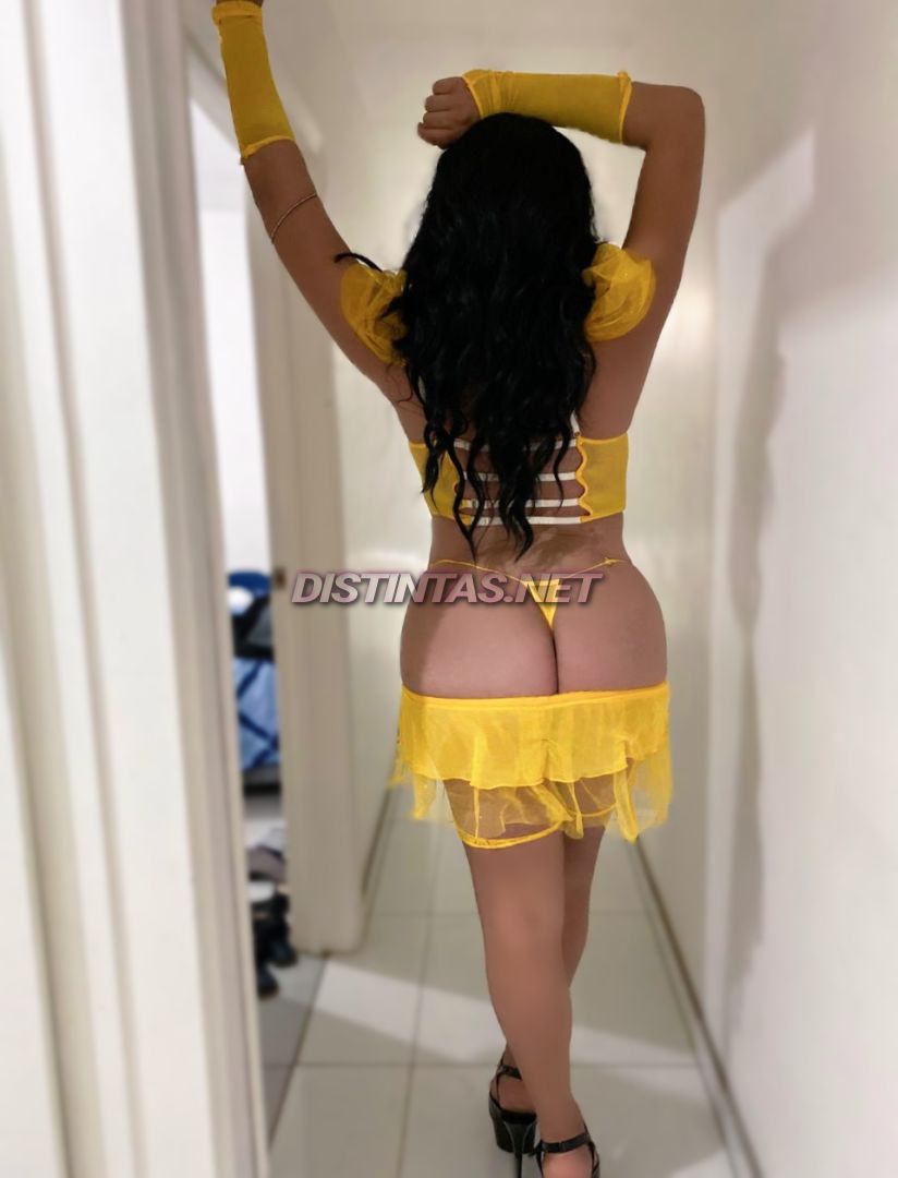 Karely ruiz