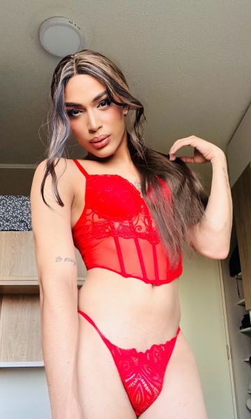 Soy BabyFox, una trans de 22 años, joven, ardiente y con un estilo tan elegante como provocador.
Mi piel cobriza, mi cuerpo cuidado y mi actitud dominante te harán vivir una experiencia intensa, caliente y de alto nivel.

💄 Versátil, limpia y discreta, me gusta entregarme con pasión, sin apuro, disfrutando cada segundo.
Te ofrezco un momento exclusivo, con mi cuerpo, mi energía y mi fuego puestos solo para ti 🦊

Solo hombres serios, respetuosos y con clase.
Reserva con anticipación… porque el placer de BabyFox no se improvisa.