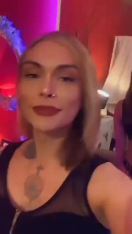 Elsa Von D