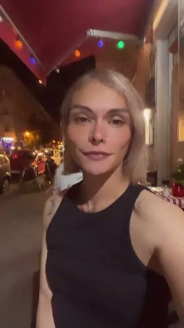 Elsa Von D