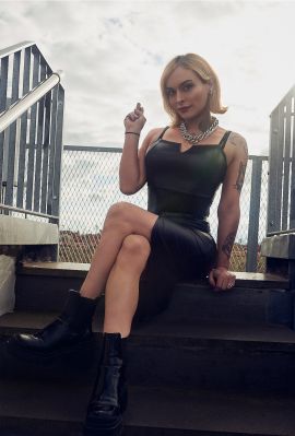 Elsa Von D