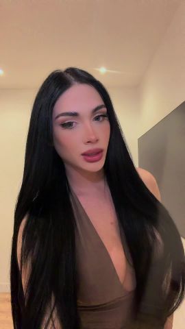 Vanessa Nakary