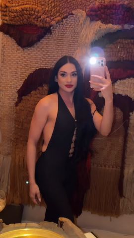 Vanessa Nakary