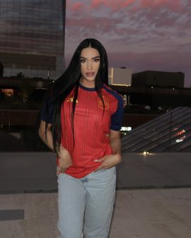 Vanessa Nakary
