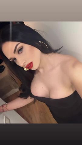 Vanessa Nakary