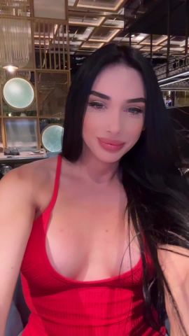 Vanessa Nakary