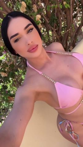 Vanessa Nakary