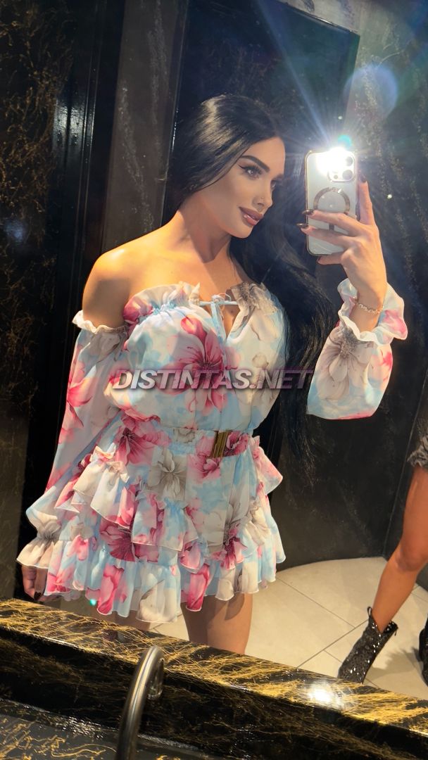 Vanessa Nakary