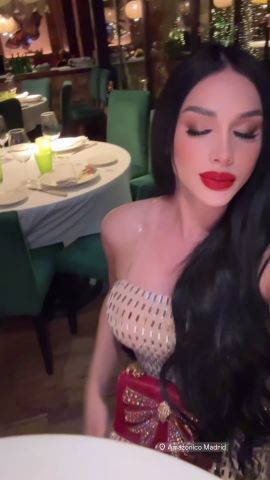 Vanessa Nakary