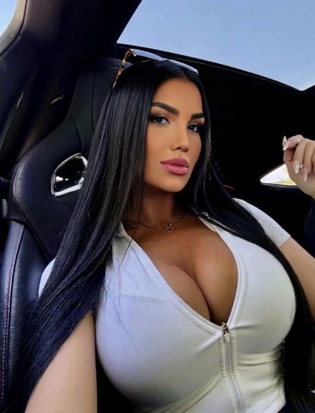 Soy una hermosa Ts educada, simpática y belleza de alto nivel para caballeros exigentes. 

He venido a darte felicidad.


Always ready to have fun with you until we're tired. 

Dare to t me and discover my world.