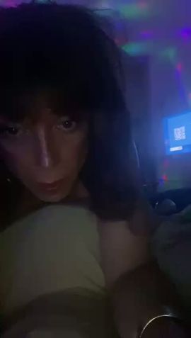 Suzy Santoro 