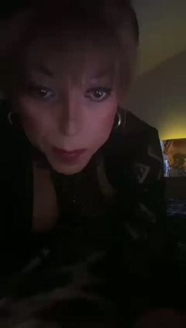 Suzy Santoro 