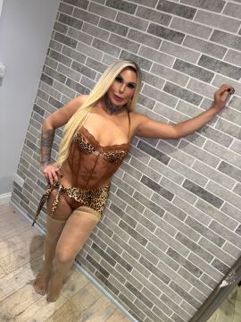 Carol Delavega
