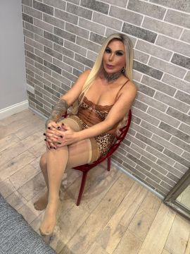 Carol Delavega