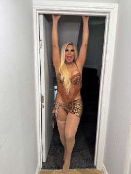 Carol Delavega