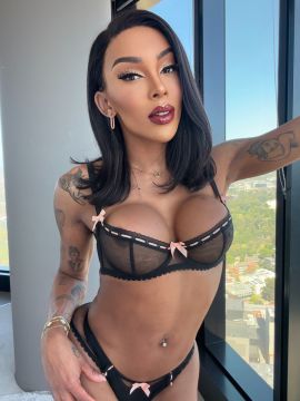 Esther Meirelles