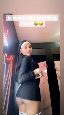 Morenita linda colombiana