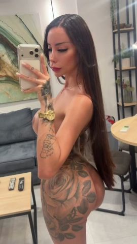 Layla Cristina 