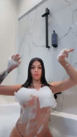 Doll Eyli