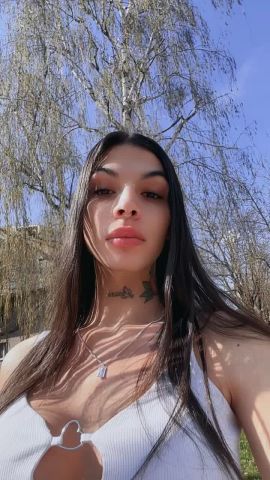 Doll Eyli