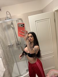 Doll Eyli
