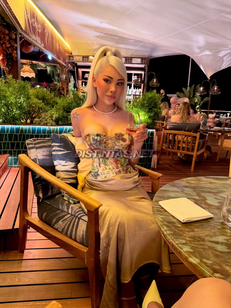 Mia K