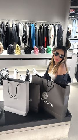 Mia K