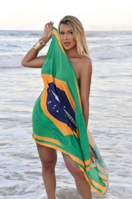 Nikole Jolie