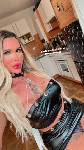 Nikole Jolie