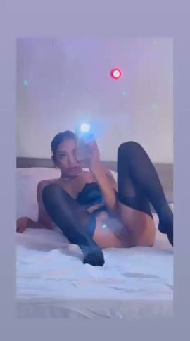 Karlita Belle