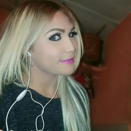 Alejandra Castillo