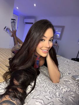 Talia Ninfetinha