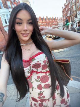 Talia Ninfetinha