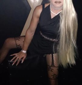 Roxy Larcan