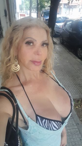 Soy una escort con mucho experiencia me dedico a que la pasas bien y vuelvas 
soy pasiva solo pasiva no insistan
lugar cilmatizado con baño privado casa

no atiendo parejas ni mujeres solo hombres 