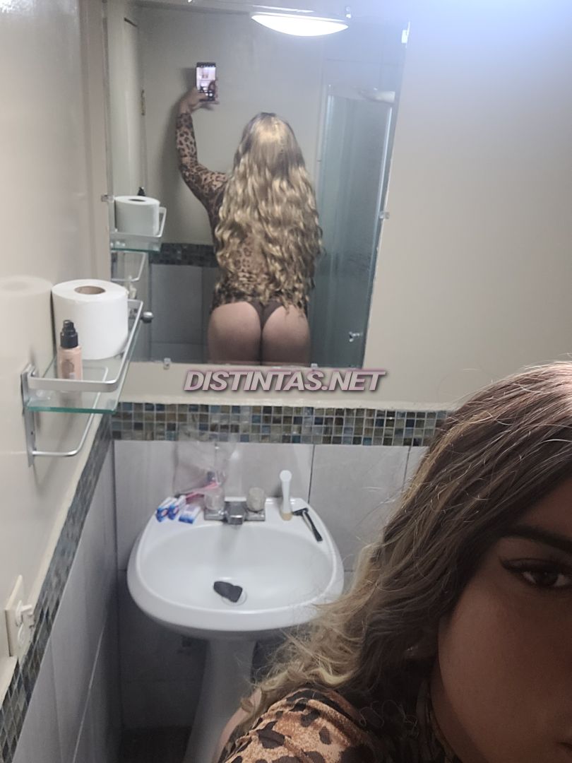 Ashley Moneta