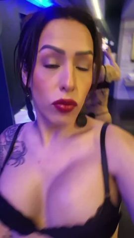 Alexandra 