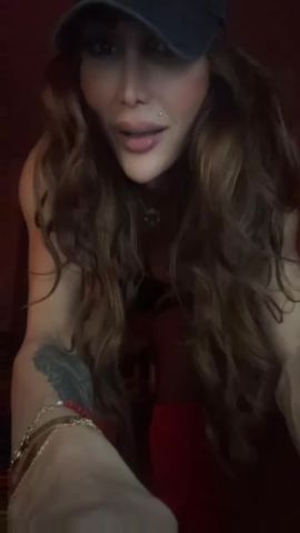 Banin Brunette