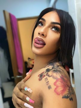 Nicole Barbie 