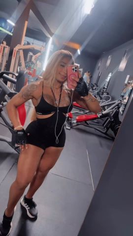 Nicole Neves