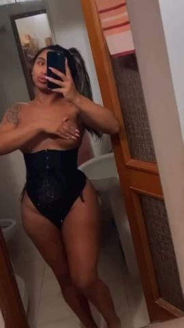 Nicole Neves