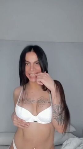 Anitta Rosario