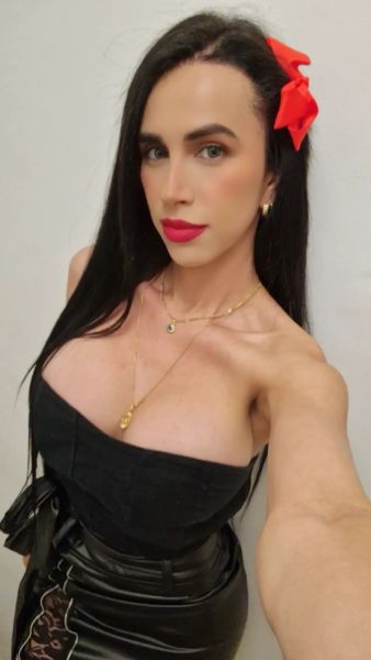 Hola, soy DIOSA LADY DI, preciosa y muy implicada.

ACABO DE LLEGAR A ESPAÑA Y ESTOY DE PASO POR LA ZONA, SOLO UNOS DÍAS. 

VISITA RELAMPAGO. 

NO PIERDAS LA OPORTUNIDAD DE CONOCERME.

Amor soy divertida muy amable, sencilla, extrovertida, simpática y muy cariñosa, con ganas de conocer caballeros educados para pasar buenos momentos y disfrutar a lo grande.

Disfruta de un momento de máxima tranquilidad, recibo en mi piso privado, totalmente acondicionado para que tu experiencia sea muy relajante. 

Atiendo a caballeros educados, respetuosos y que busquen lo mejor. 

Después de haber estado conmigo serás un hombre nuevo, sin ningún tipo de estrés ni tensiones que, lamentablemente, el actual ritmo de vida nos  bloquea.

Para tener tu cita previa, puedes llamarme. 

Disponible de 9:00 a 00:00
