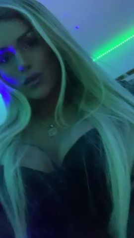 Samantha Barros