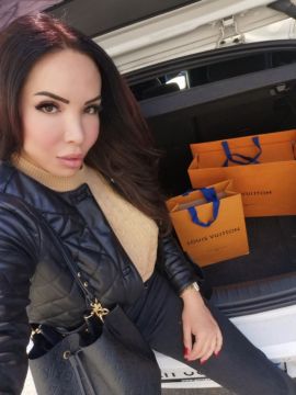 Valentina dior