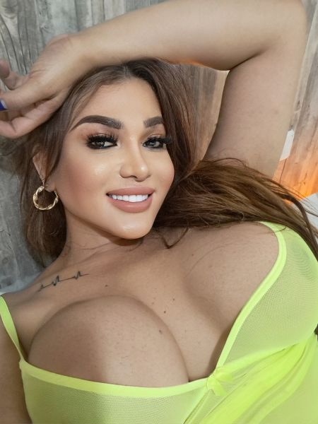 💎 Única y exclusiva.

Instagram: valerytopcastellanostop 📲✨

Soy bella, voluptuosa y dispuesta a todo. 

No le digo no a nada y sí a todo 🔥💋.

Soy ese sueño hecho realidad que no vas a olvidar 🌹.

📸 Mis fotos son 100% reales. 

Soy exactamente la mujer que ves.

No necesito engañarte para llamar tu atención.

Te ofrezco seguridad, confort y total discreción, porque tu bienestar es mi prioridad 🔐💖.

Brindo los servicios más completos del mercado, siempre con la máxima dedicación a complacerte 💆‍♂️💫.

En mí encontrarás una chica sencilla, educada, reservada, real, femenina y divertida, a la altura de cualquier evento o situación 🥂👠.

🌍 Soy internacional de lujo.

Si es tu primera vez, respira… y déjate llevar por la magia de mi sonrisa sincera, sin miedo ni prejuicios ✨😘.

Soy experta en este tipo de experiencias. No harán falta palabras para convencerte... solo sentir 💓🔥.

💌 Ven, atrévete, experimenta.

No te quedes con las ganas. 

Que no te lo cuenten… ¡vívelo! 😍

📞 ¿Qué estás esperando?

Llama ya y déjame hacerte vivir una nueva experiencia llena de placer, encanto y conexión ❤️🌟

Aquí estoy, para ti...

https://twitter.com/valerymari90752